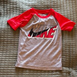 Nike Kids Red and Gray Short Sleeve Tee